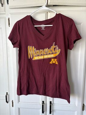 Rivalry Threads Maroon V-Neck Minnesota Golden Gophers Tee with Gold Logo